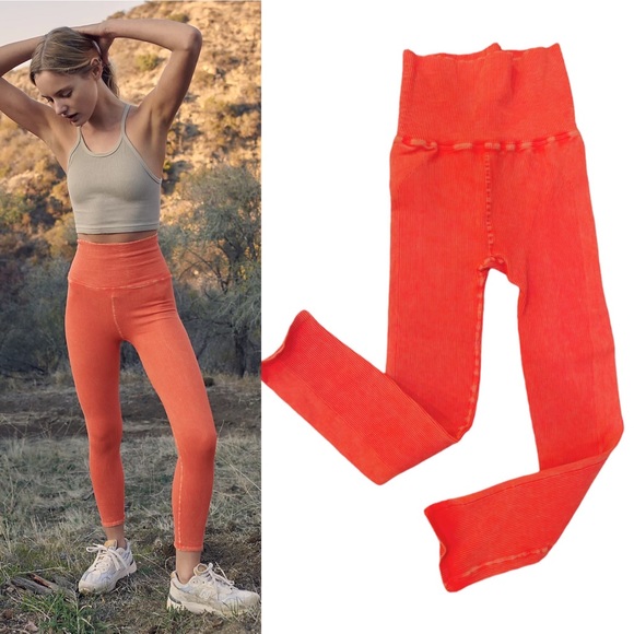 Free People X FP Movement Happiness Runs Sweetheart Crop Tank In White - Foto 6